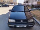 Volkswagen Vento 1996 года за 800 000 тг. в Тараз – фото 3