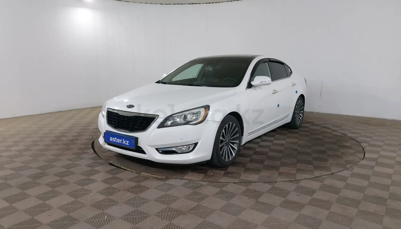 Kia K7, 2011