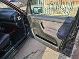 Volkswagen Golf 1996 годаfor2 600 000 тг. в Алматы – фото 4