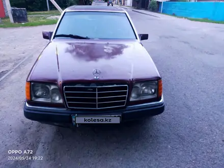 Mercedes-Benz E 230 1992 года за 1 000 000 тг. в Талдыкорган