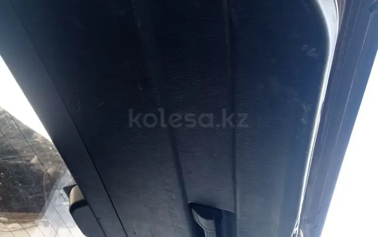 Обшивка крышки багажника за 20 000 тг. в Алматы
