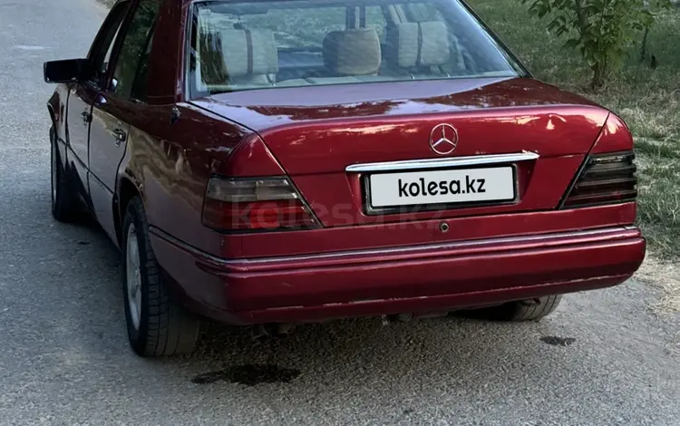 Mercedes-Benz E 280 1994 годаfor1 600 000 тг. в Жетысай