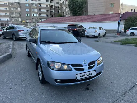 Nissan Almera 2004 года за 3 000 000 тг. в Астана – фото 2