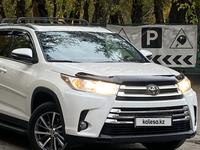 Toyota Highlander 2019 года за 19 500 000 тг. в Алматы