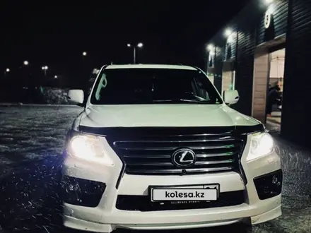 Lexus LX 570 2014 года за 27 000 000 тг. в Актобе