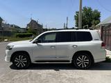 Toyota Land Cruiser 2019 годаүшін45 000 000 тг. в Тараз – фото 2