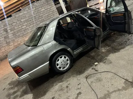 Mercedes-Benz E 230 1990 года за 1 500 000 тг. в Шымкент – фото 10