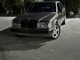Mercedes-Benz E 230 1990 года за 1 500 000 тг. в Шымкент