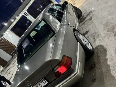 Mercedes-Benz E 230 1990 года за 1 500 000 тг. в Шымкент – фото 7
