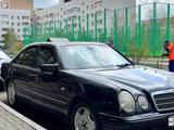 Mercedes-Benz E 280 1997 годаүшін2 700 000 тг. в Астана – фото 2