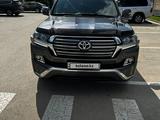 Toyota Land Cruiser 2018 года за 37 000 000 тг. в Алматы – фото 2