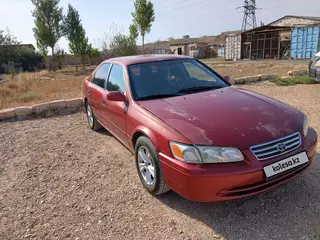 Toyota Camry, 2001