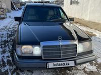 Mercedes-Benz E 200 1989 годаfor1 500 000 тг. в Кызылорда