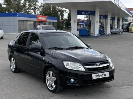 ВАЗ (Lada) Granta 2190 2015 года за 4 300 000 тг. в Костанай – фото 2