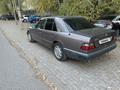 Mercedes-Benz E 200 1993 годаfor1 800 000 тг. в Алматы