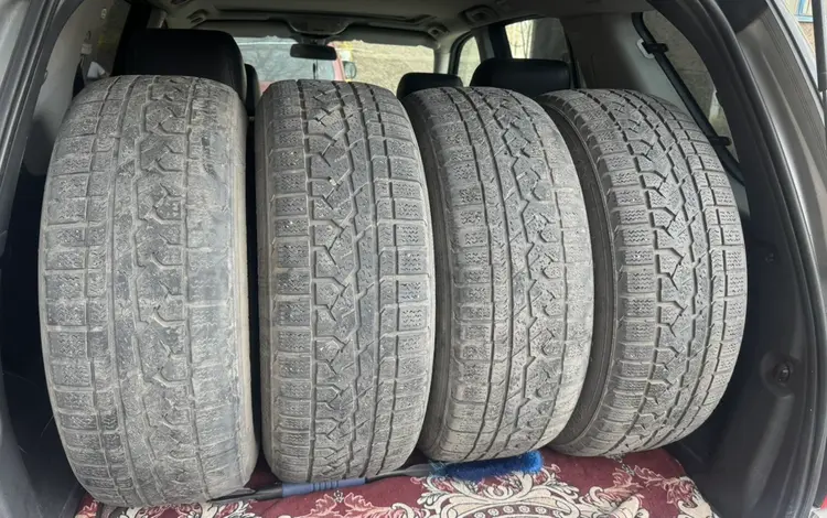 Комплект шин 255/65 r17 за 20 000 тг. в Караганда