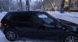 Volkswagen Golf 2003 года за 2 500 000 тг. в Астана – фото 2