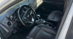 Chevrolet Cruze 2012 годаүшін3 300 000 тг. в Алматы – фото 2