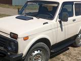 ВАЗ (Lada) Lada 2121 1999 года за 950 000 тг. в Аксай