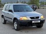 Honda CR-V 2001 года за 3 650 000 тг. в Алматы – фото 2