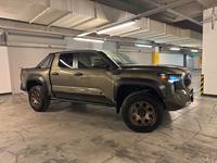 Toyota Tacoma 2025 года за 60 900 000 тг. в Алматы