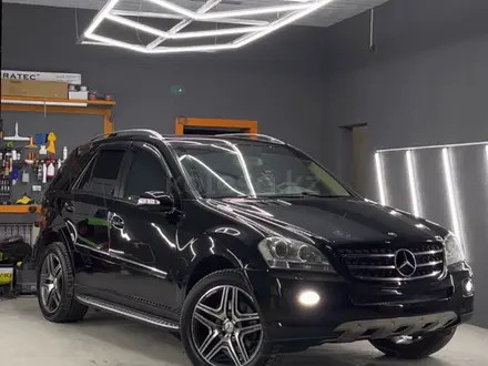 Mercedes-Benz ML 500 2005 года за 7 500 000 тг. в Актау