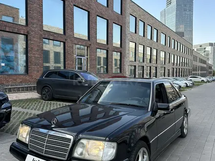 Mercedes-Benz E 320 1994 года за 3 000 000 тг. в Алматы – фото 7