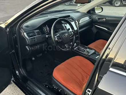 Toyota Camry 2017 года за 10 950 000 тг. в Астана – фото 11