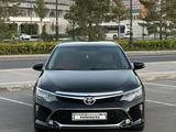 Toyota Camry 2017 года за 10 950 000 тг. в Астана – фото 2