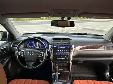 Toyota Camry 2017 года за 10 950 000 тг. в Астана – фото 9