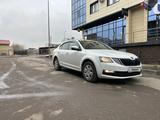 Skoda Octavia 2018 года за 7 800 000 тг. в Караганда – фото 2