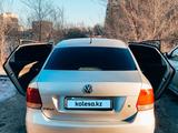 Volkswagen Polo 2015 годаүшін5 400 000 тг. в Караганда – фото 2