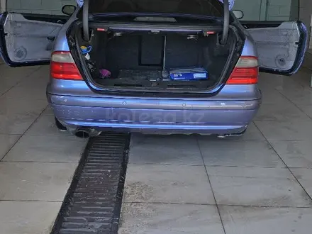 Mercedes-Benz E 230 1998 года за 2 700 000 тг. в Астана – фото 5