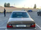 Mercedes-Benz E 280 1990 годаүшін2 300 000 тг. в Шымкент