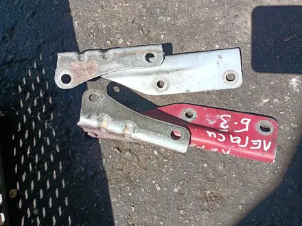 Кронштейн капота за 5 000 тг. в Алматы