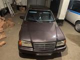 Mercedes-Benz C 180 1996 года за 1 200 000 тг. в Караганда – фото 2