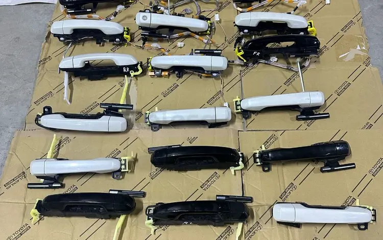 Ручки двери на Prado 150 Б У в оригинале за 30 000 тг. в Алматы