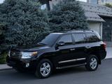Toyota Land Cruiser 2015 года за 25 000 000 тг. в Шымкент