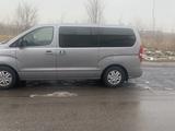 Hyundai Starex 2021 года за 14 500 000 тг. в Алматы – фото 3