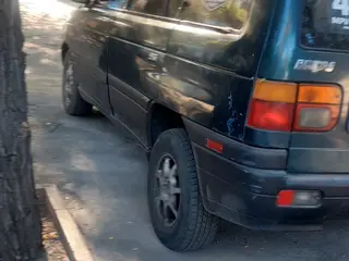Mazda MPV, 1994
