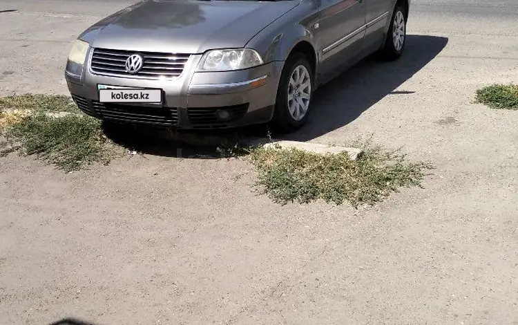 Volkswagen Passat 2003 годаfor2 350 000 тг. в Тараз