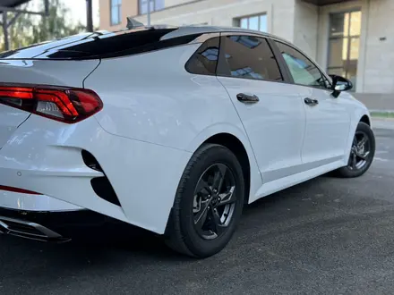 Kia K5 2021 года за 9 200 000 тг. в Караганда – фото 5