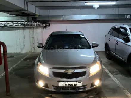 Chevrolet Cruze 2011 года за 4 100 000 тг. в Петропавловск – фото 5