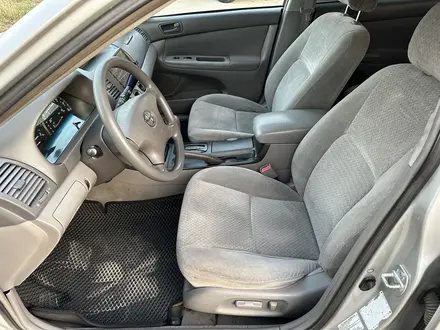 Toyota Camry 2002 года за 3 900 000 тг. в Караганда – фото 18