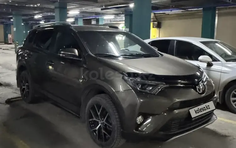 Toyota RAV4 2018 годаүшін12 000 000 тг. в Астана