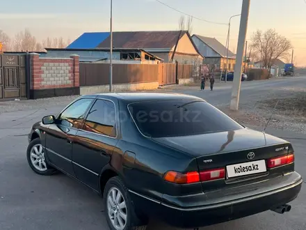 Toyota Camry 1997 года за 2 900 000 тг. в Жаркент – фото 5