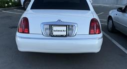 Lincoln Town Car 1999 года за 6 000 000 тг. в Астана – фото 2