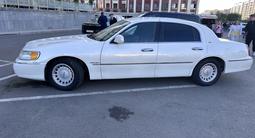 Lincoln Town Car 1999 года за 6 000 000 тг. в Астана – фото 5