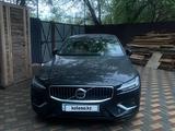 Volvo S60 2023 года за 17 000 000 тг. в Актобе – фото 2