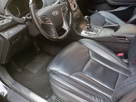 Hyundai Grandeur 2015 года за 9 100 000 тг. в Алматы – фото 5
